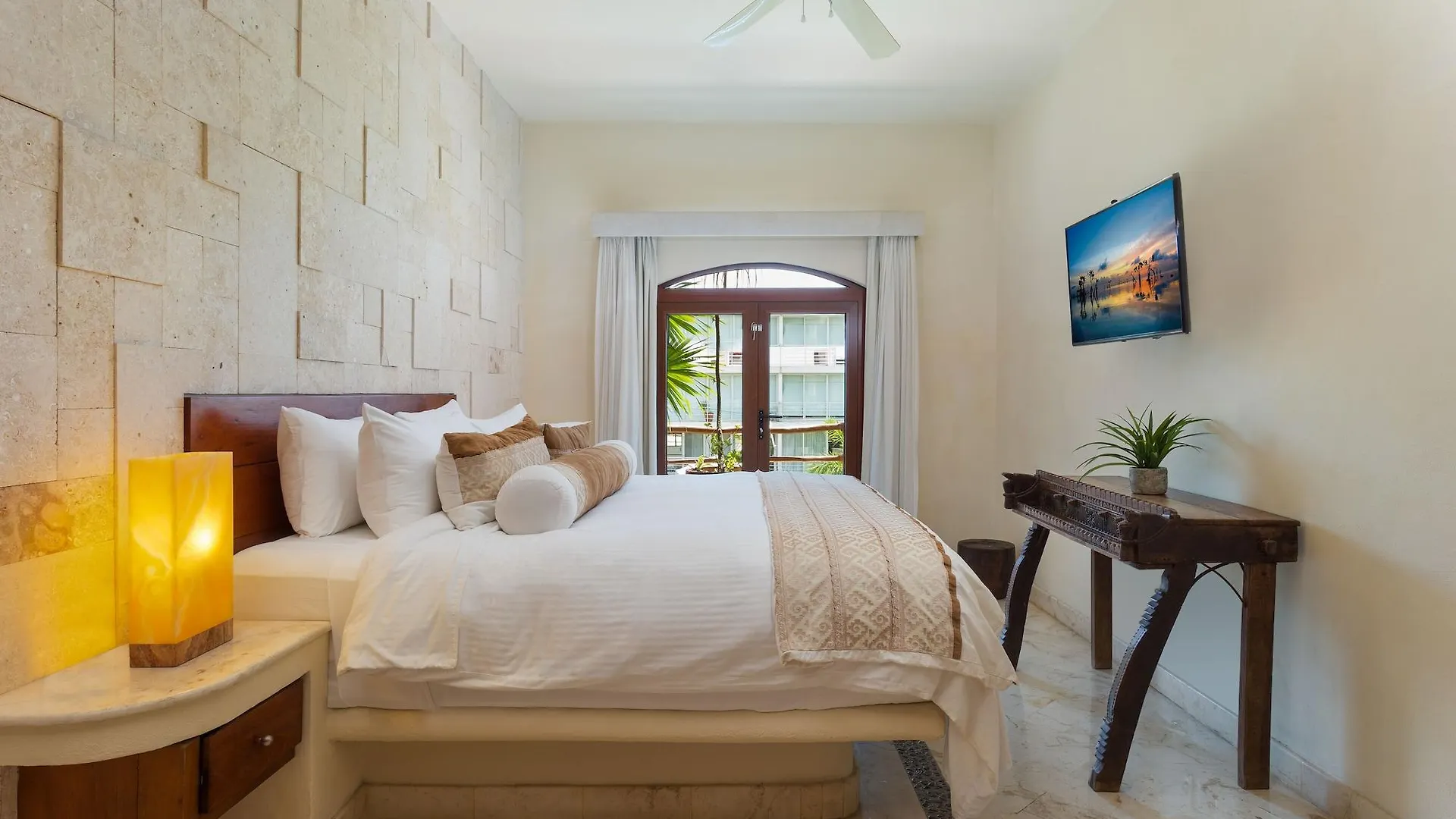Porto Playa Condo Hotel And Beach Club Playa del Carmen 4*,