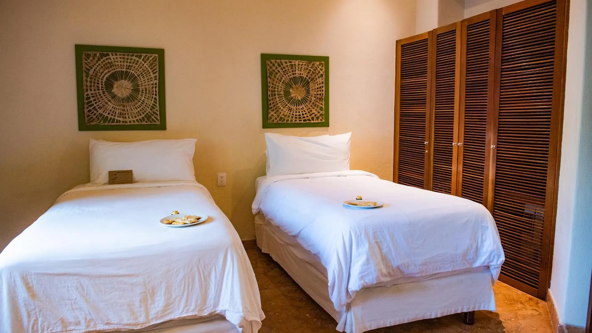 Porto Playa Condo Hotel And Beach Club Playa del Carmen 4*,  Mexiko